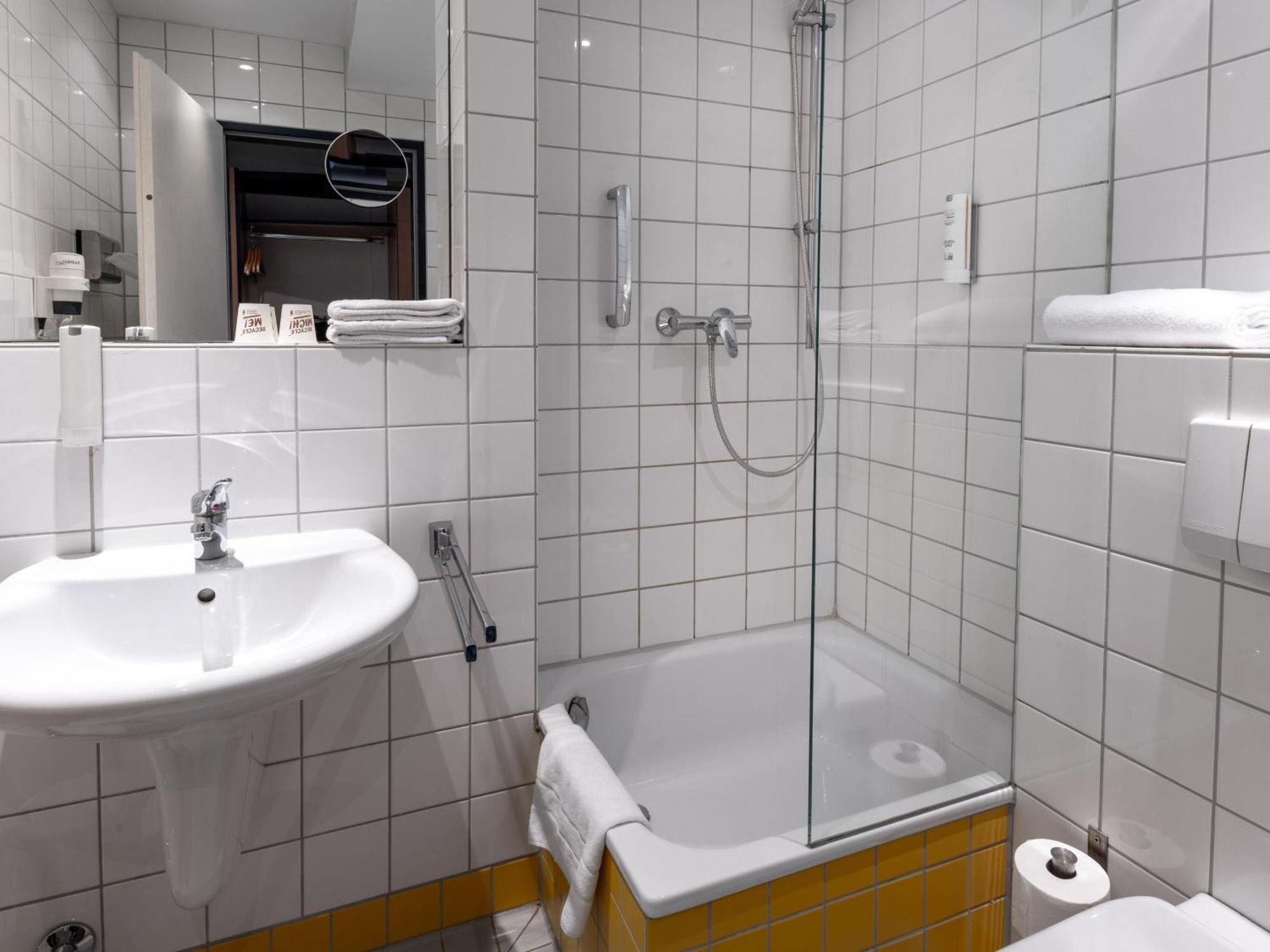 B&B Hotel Eschweiler Dış mekan fotoğraf